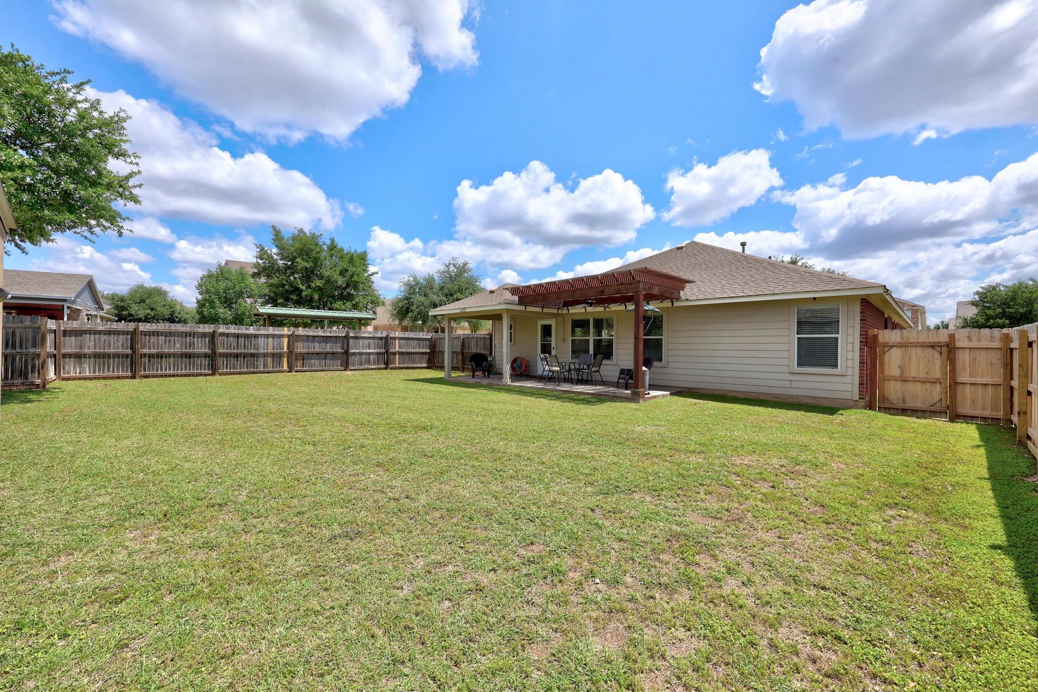 2801 Stirrup Cv, Leander, TX 78641
