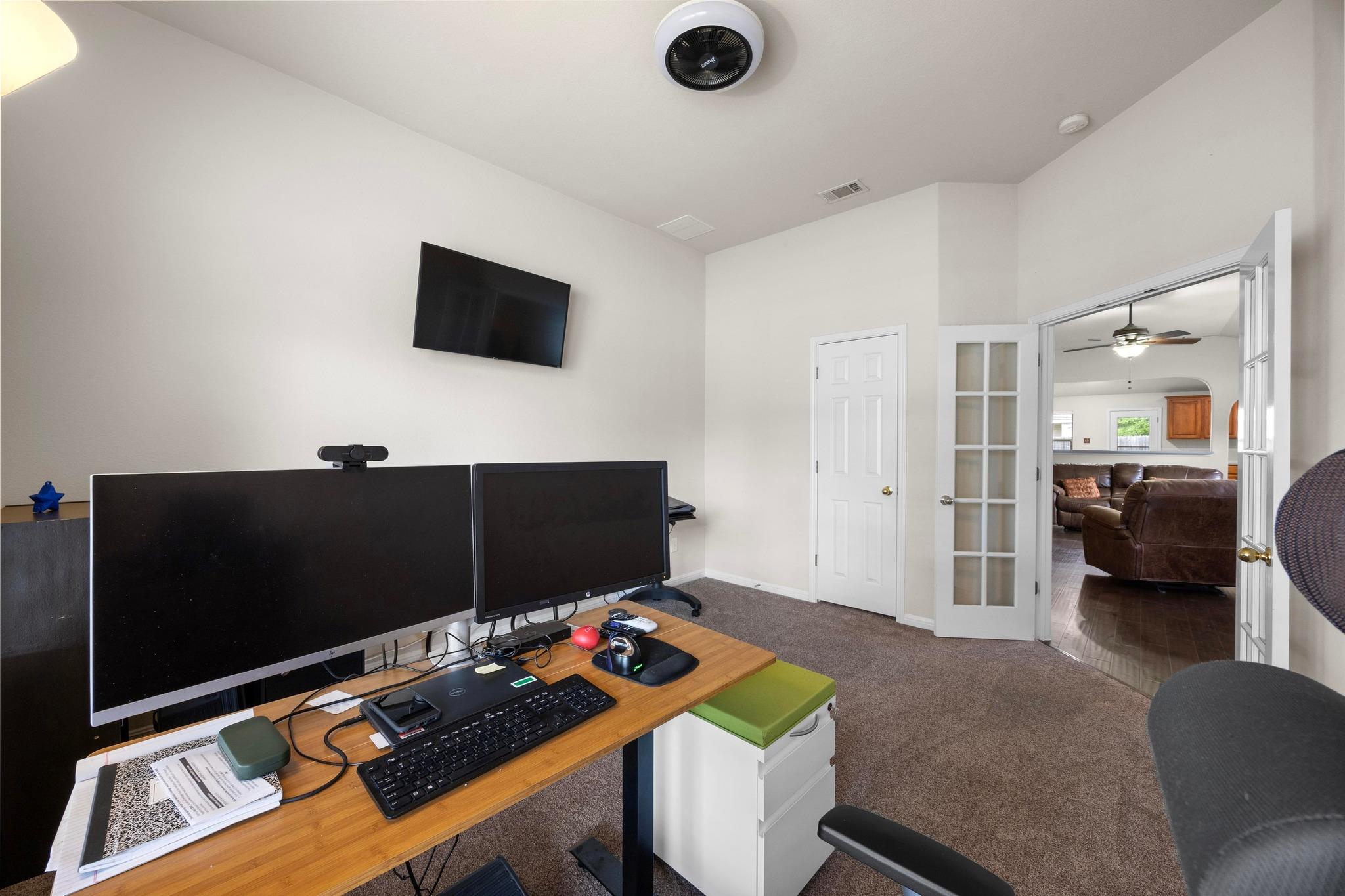 2801 Stirrup Cv, Leander, TX 78641