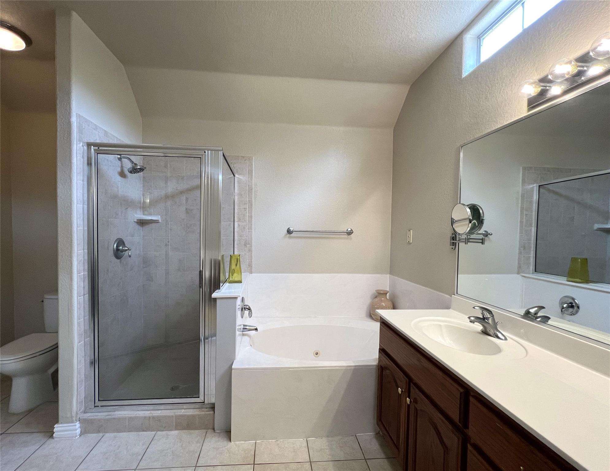122 Deep Woods Ct, Cedar Creek, TX 78612