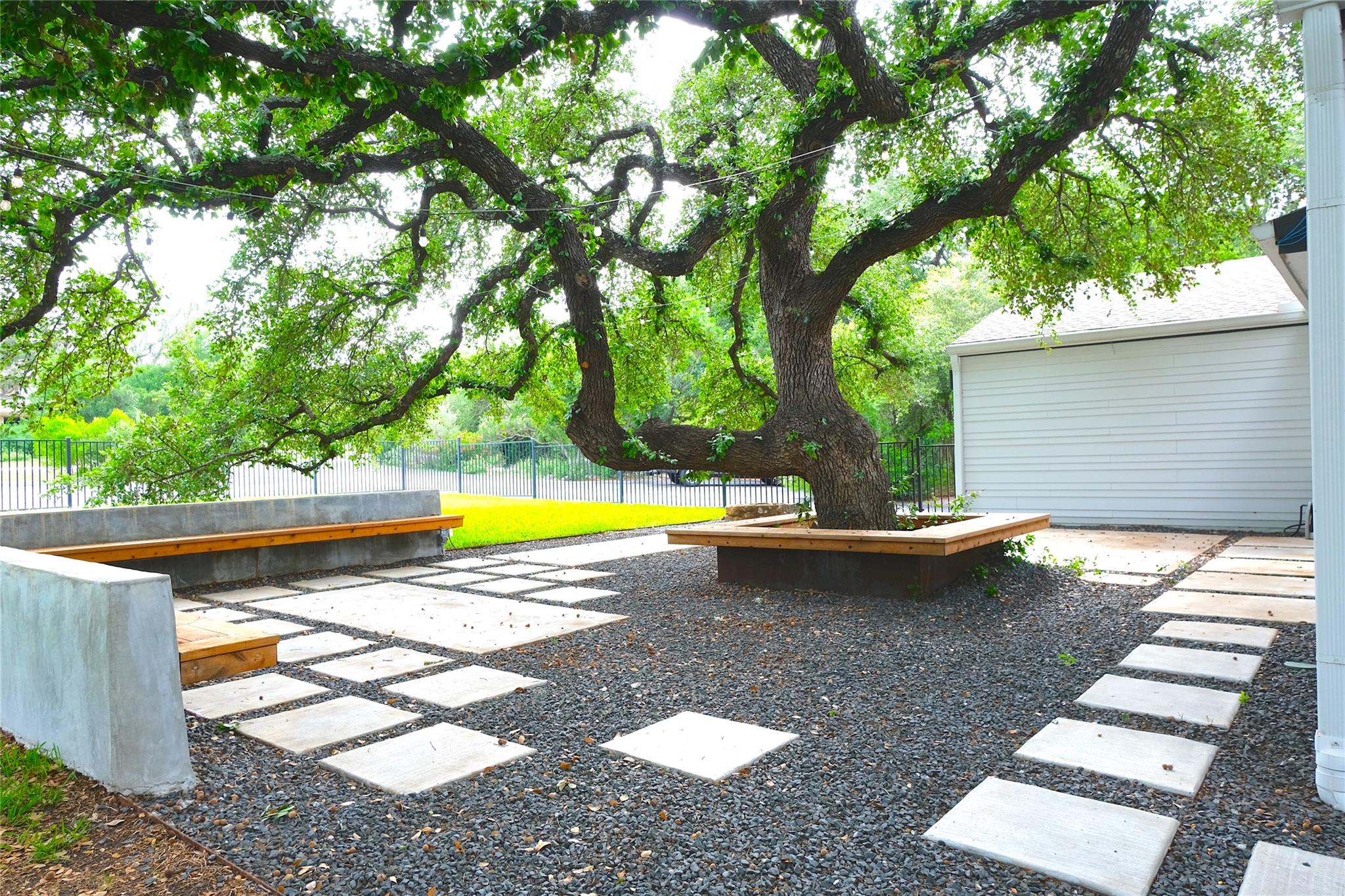 808 Vanguard St, Lakeway, TX 78734