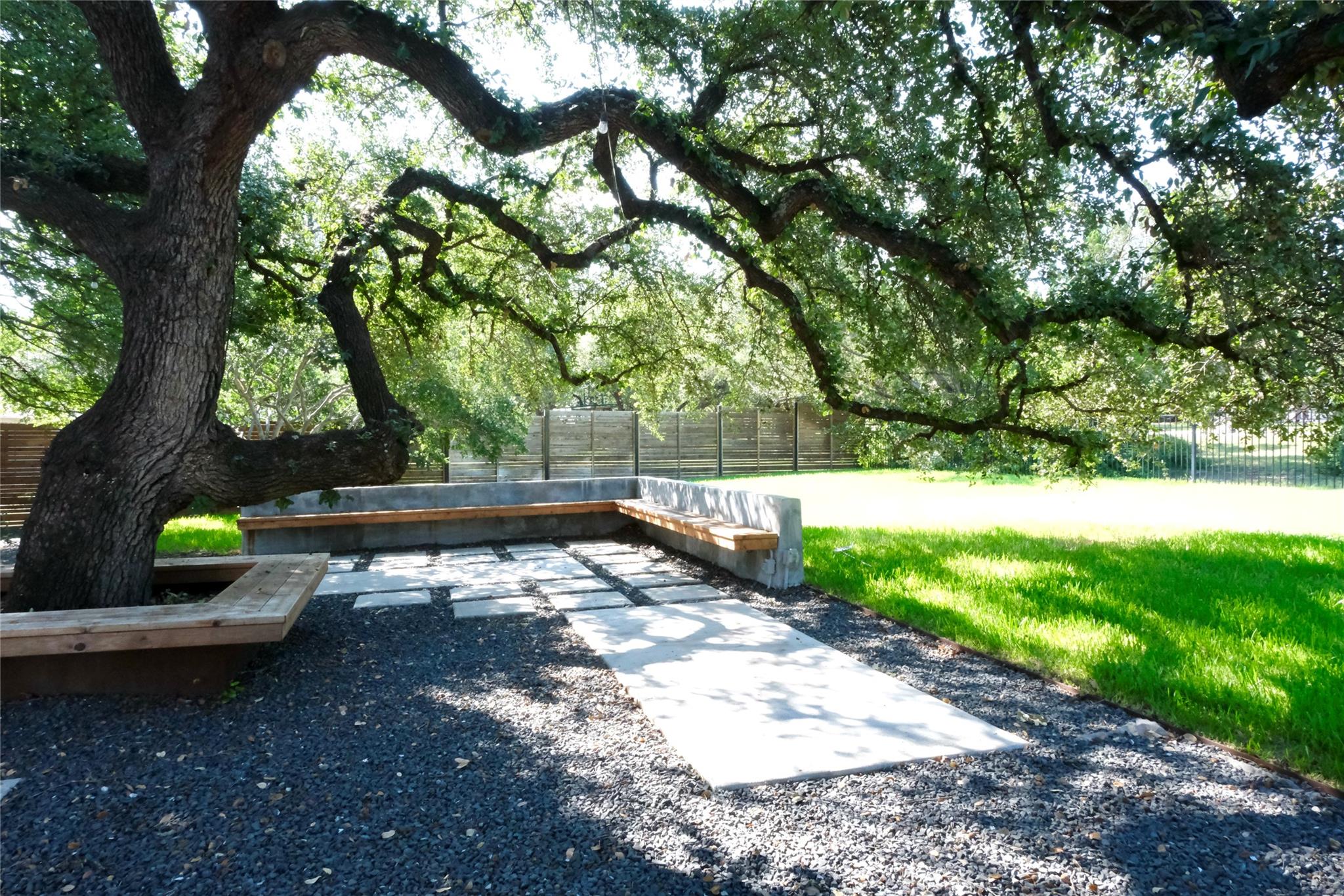 808 Vanguard St, Lakeway, TX 78734