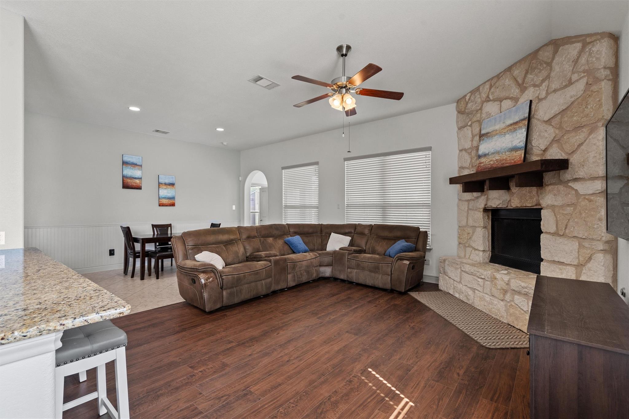 19301 Melwas Way, Pflugerville, TX 78660