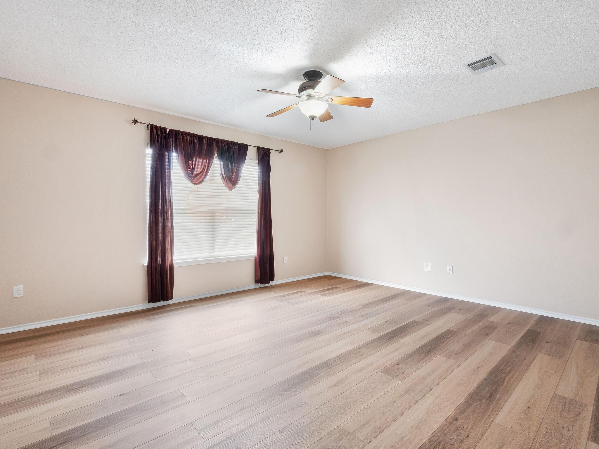 2727 High Point Dr, Round Rock, TX 78664