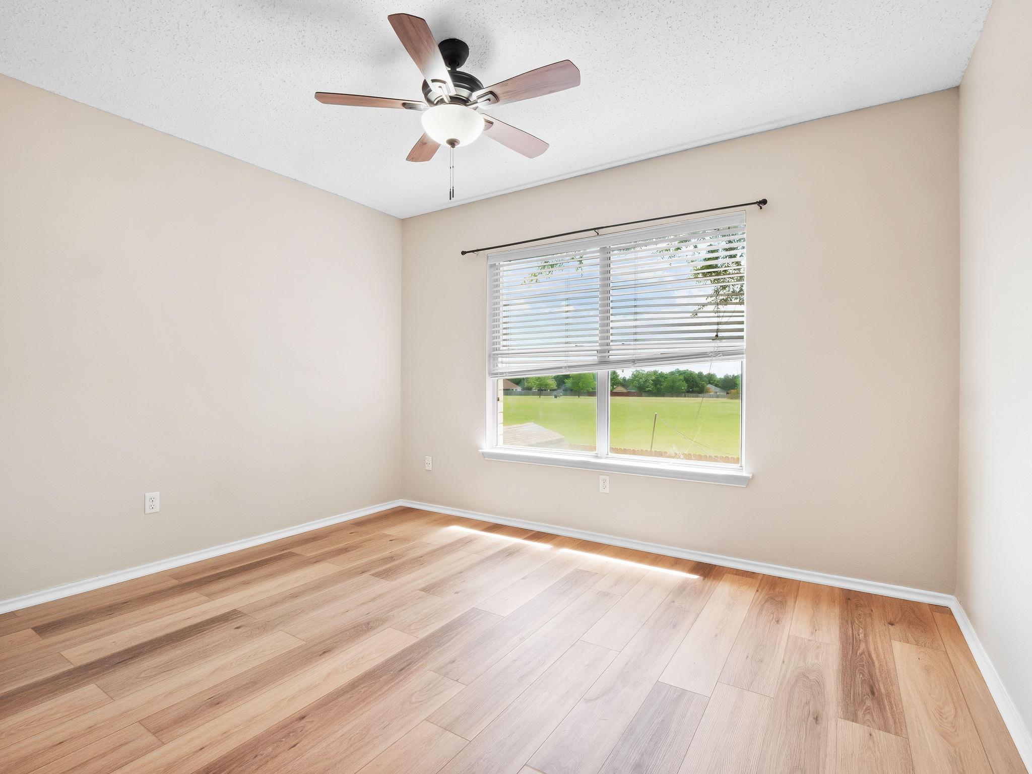 2727 High Point Dr, Round Rock, TX 78664