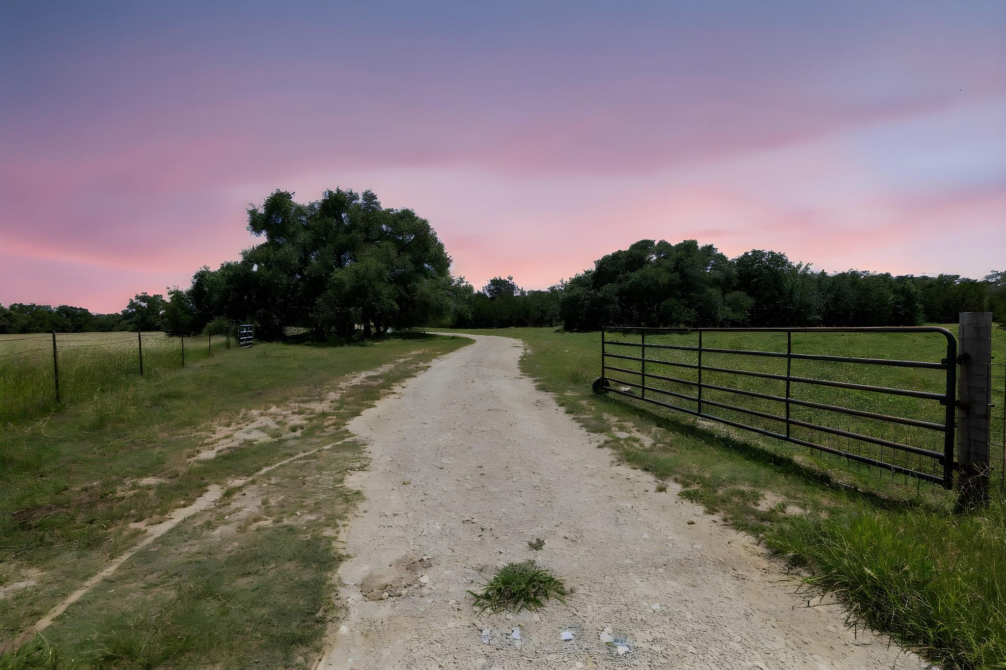 1201 County Road 229, Florence, TX 76527