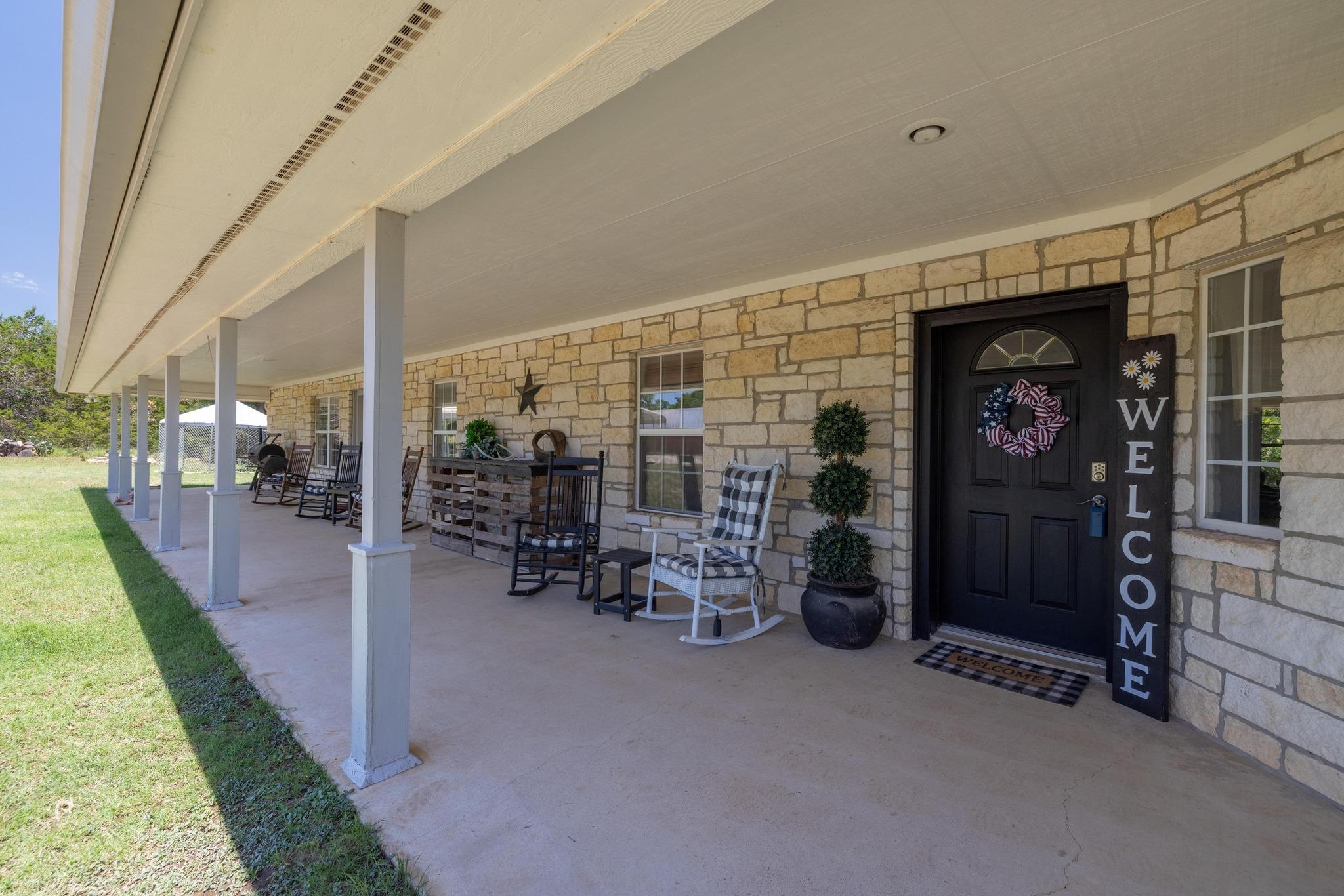 1201 County Road 229, Florence, TX 76527