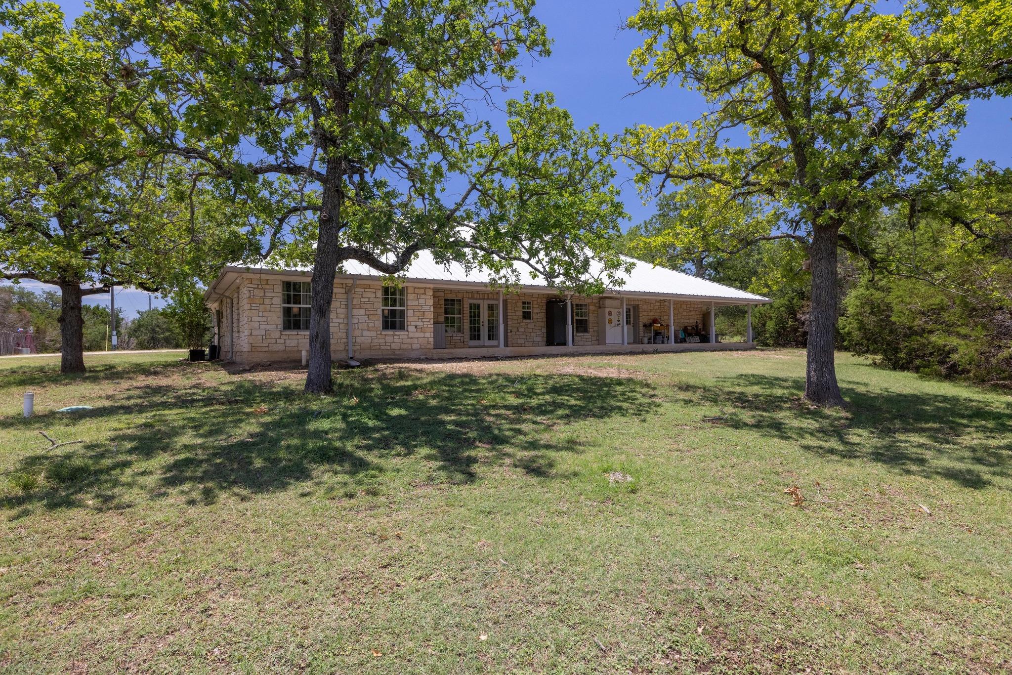 1201 County Road 229, Florence, TX 76527
