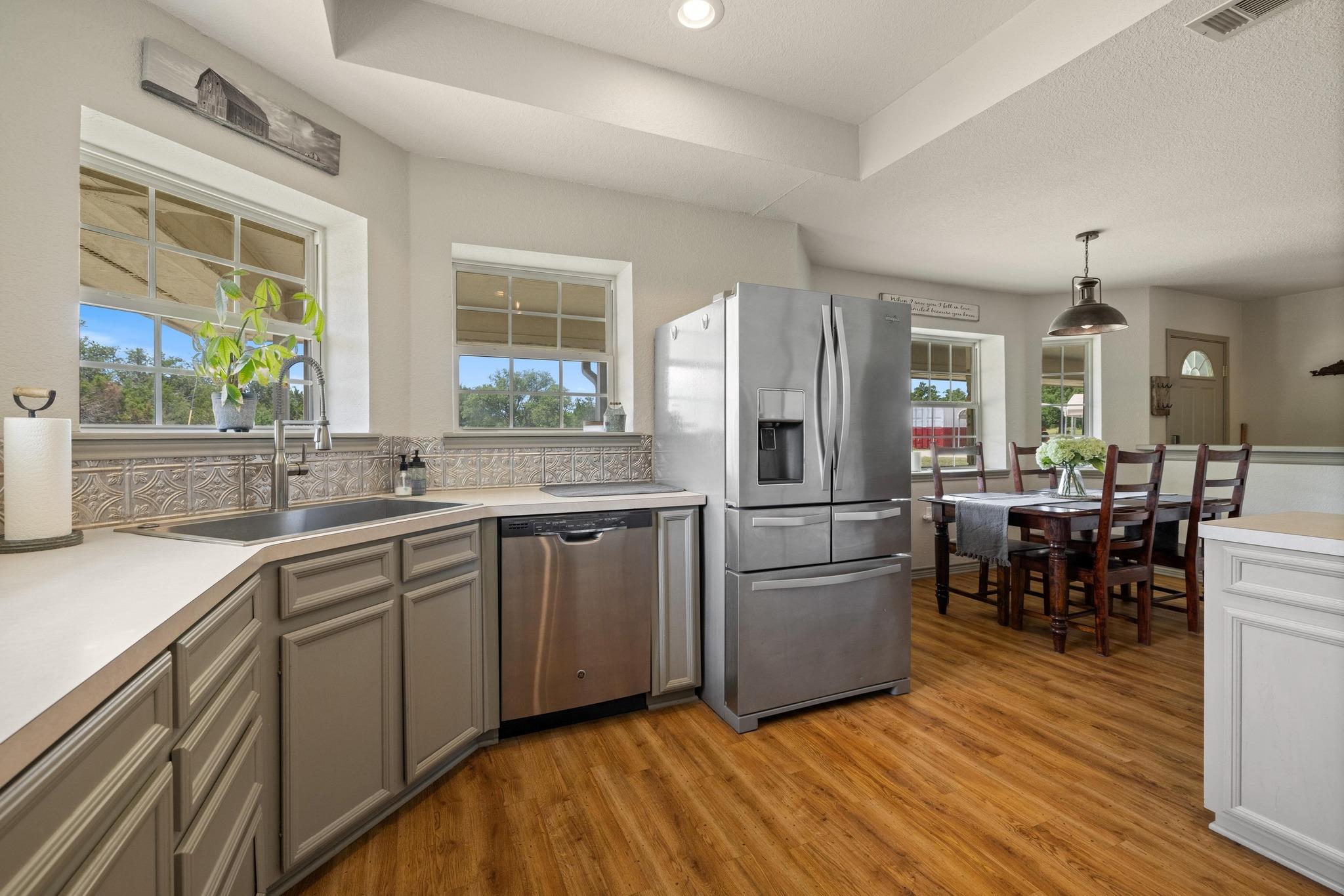 1201 County Road 229, Florence, TX 76527