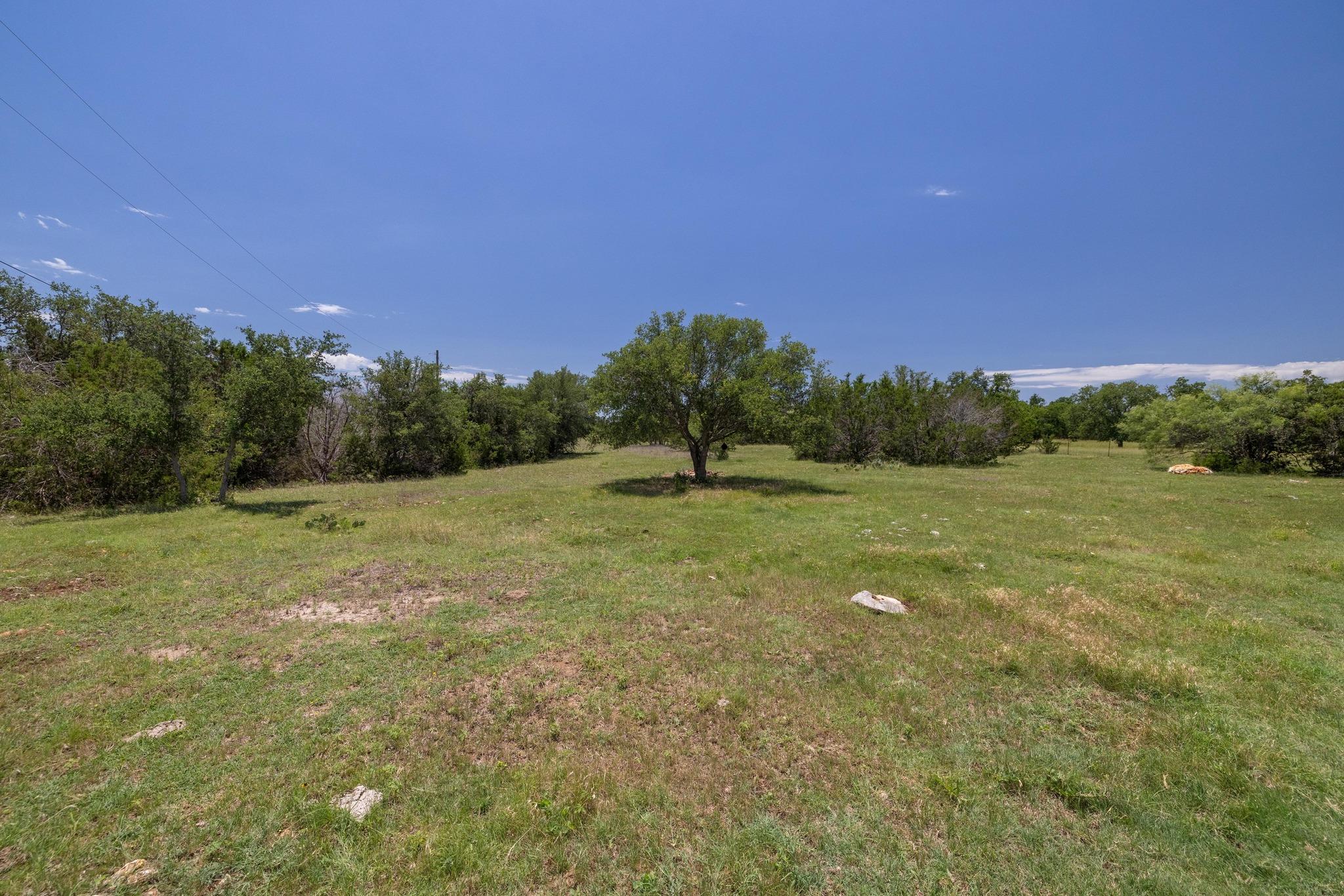 1201 County Road 229, Florence, TX 76527