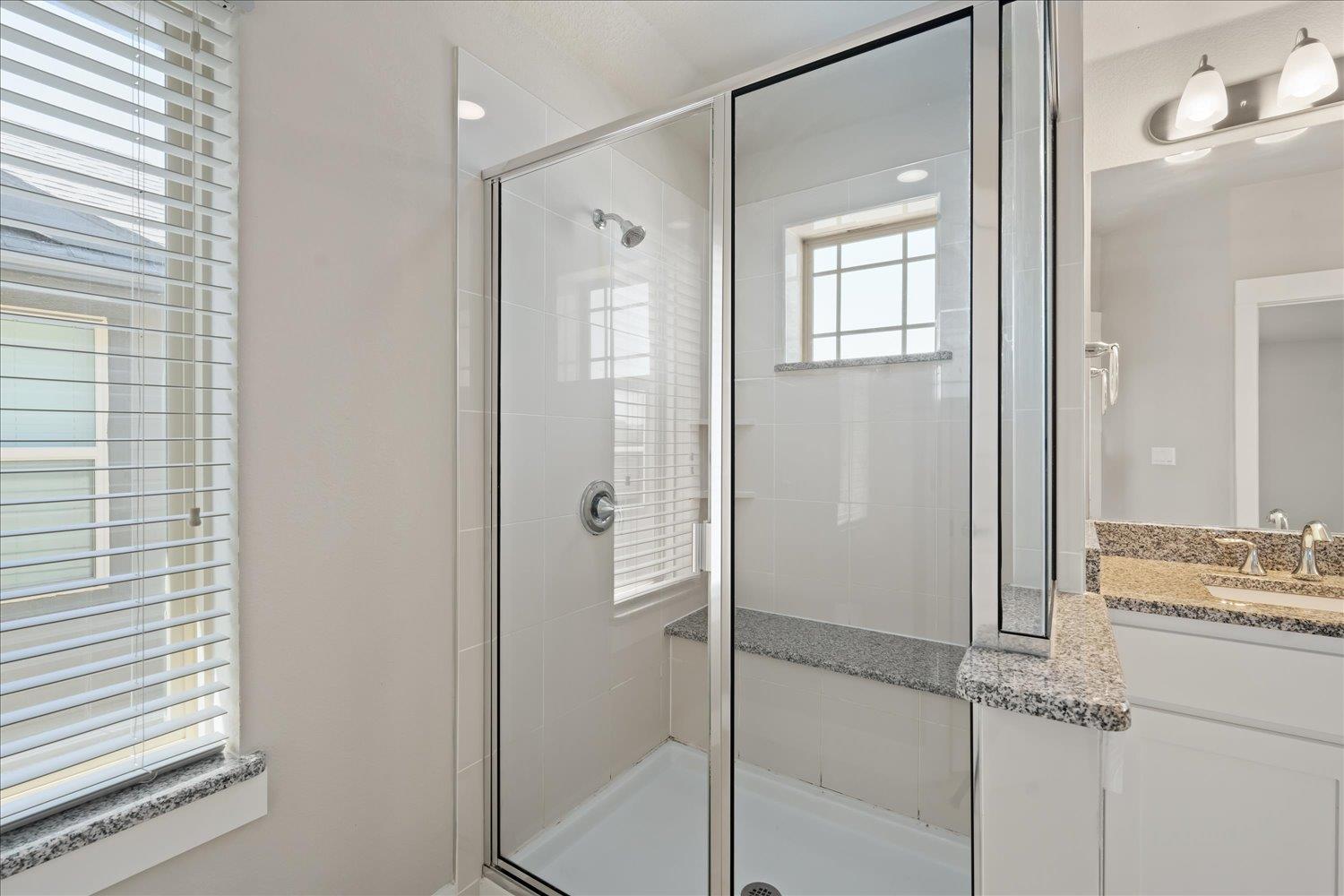 9305 McKnight Loop # 4, Austin, TX 78717