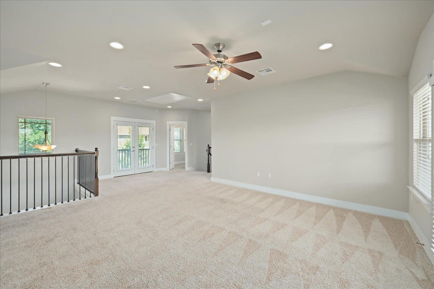 9305 McKnight Loop # 4, Austin, TX 78717