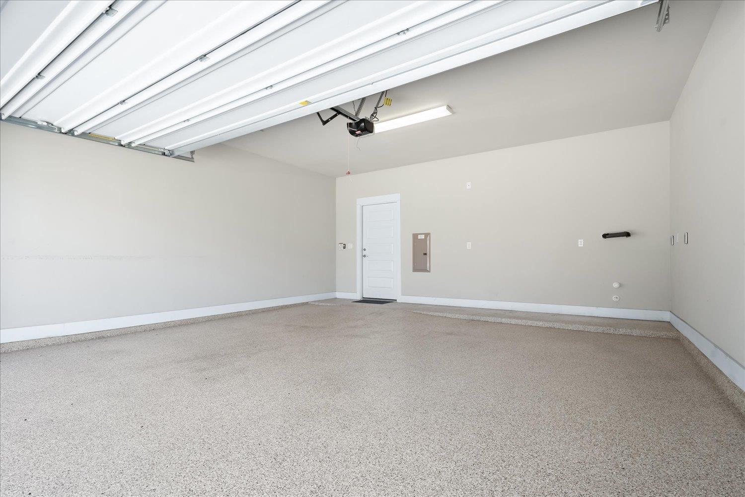 9305 McKnight Loop # 4, Austin, TX 78717