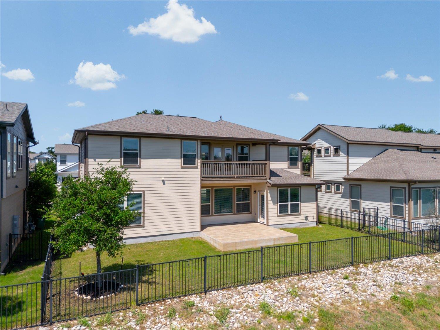 9305 McKnight Loop # 4, Austin, TX 78717