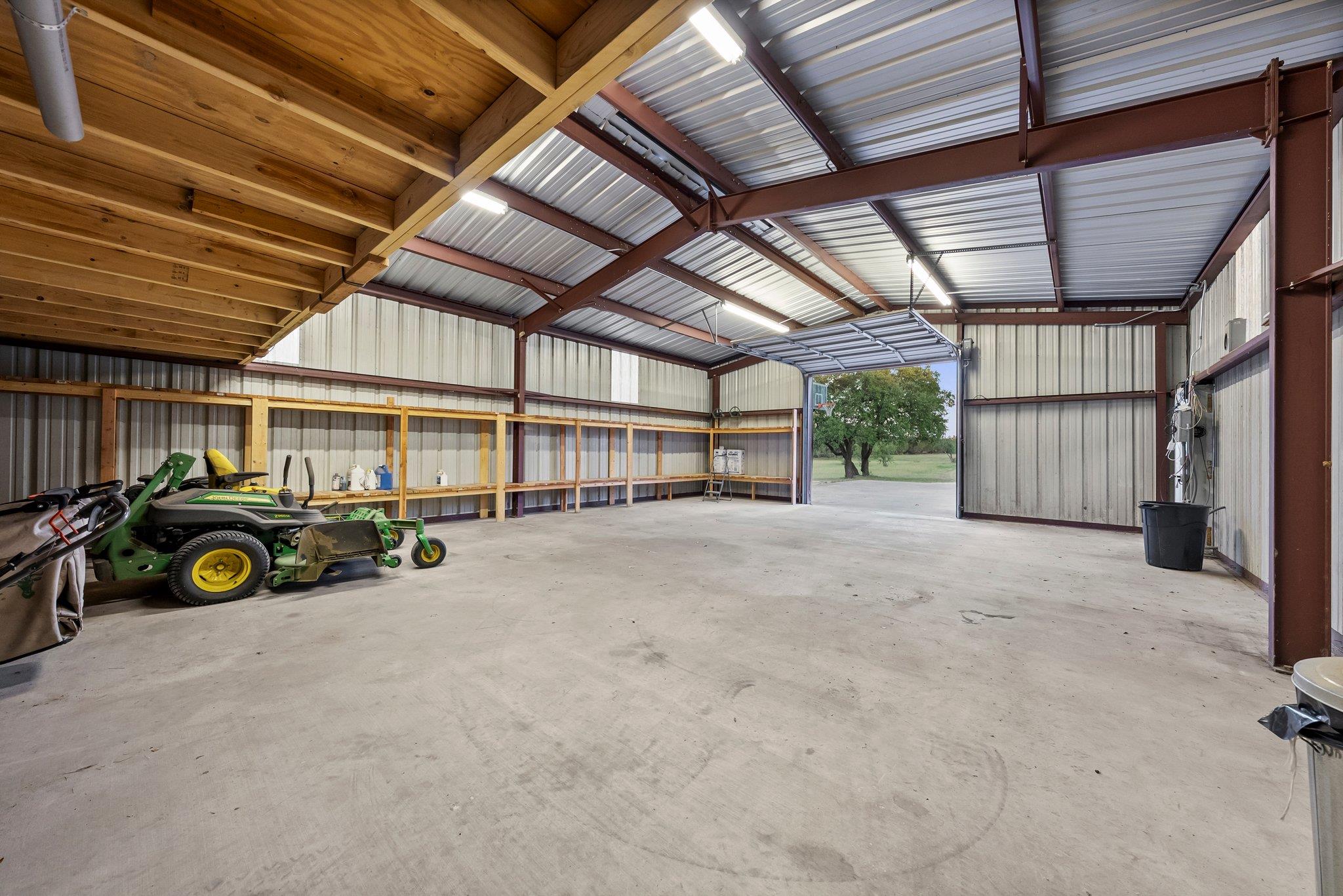 100 Painted Horse Trl, Burnet, TX 78611