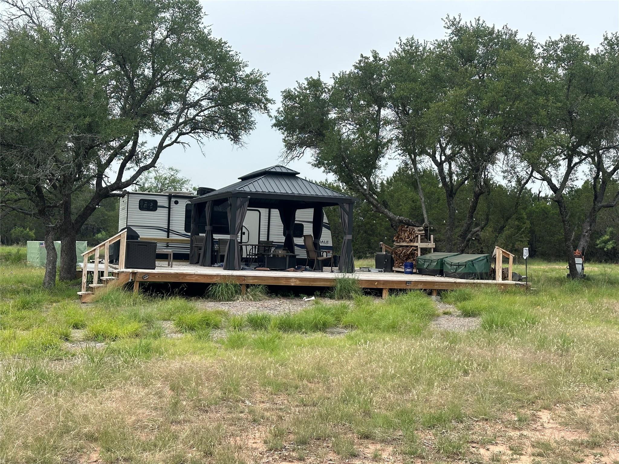 144 S Live Oak Dr, Goldthwaite, TX 76844