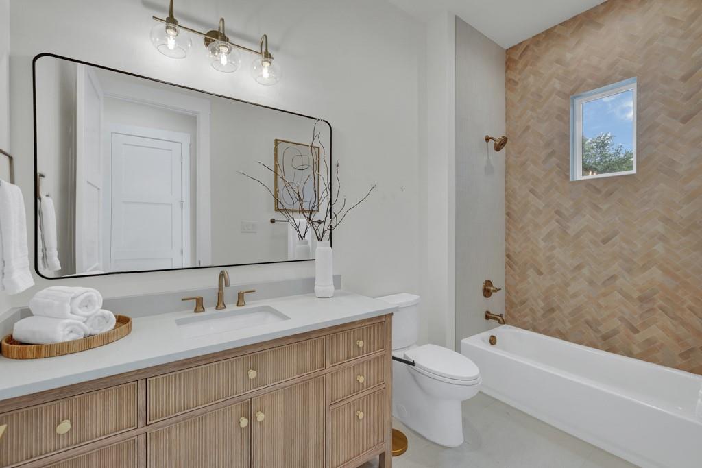 985 Malbec Loop, Canyon Lake, TX 78133