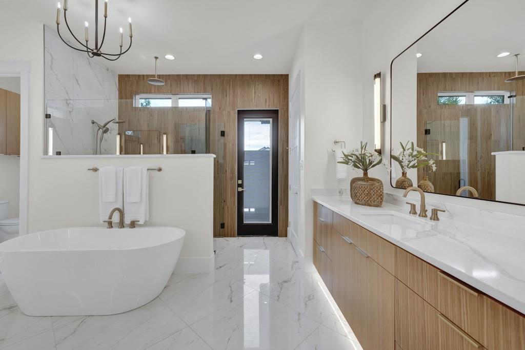 985 Malbec Loop, Canyon Lake, TX 78133