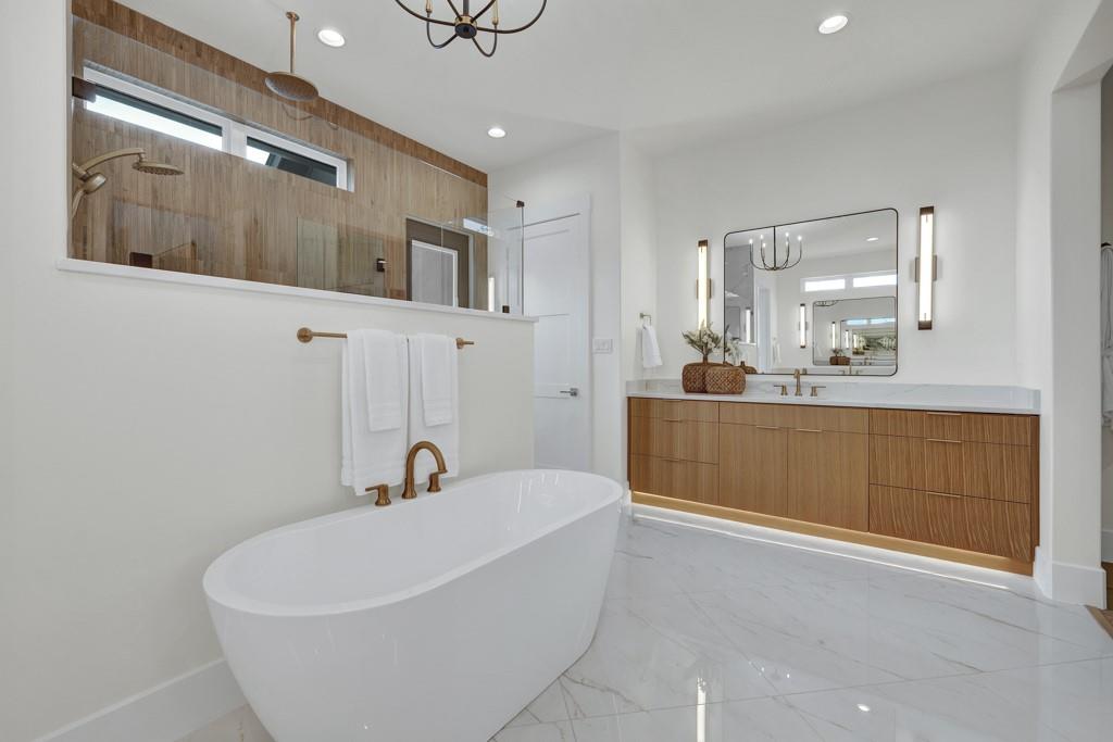 985 Malbec Loop, Canyon Lake, TX 78133