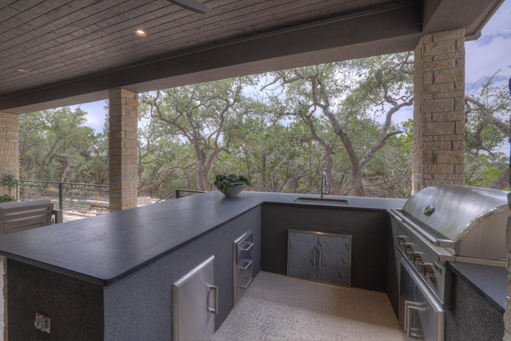 985 Malbec Loop, Canyon Lake, TX 78133