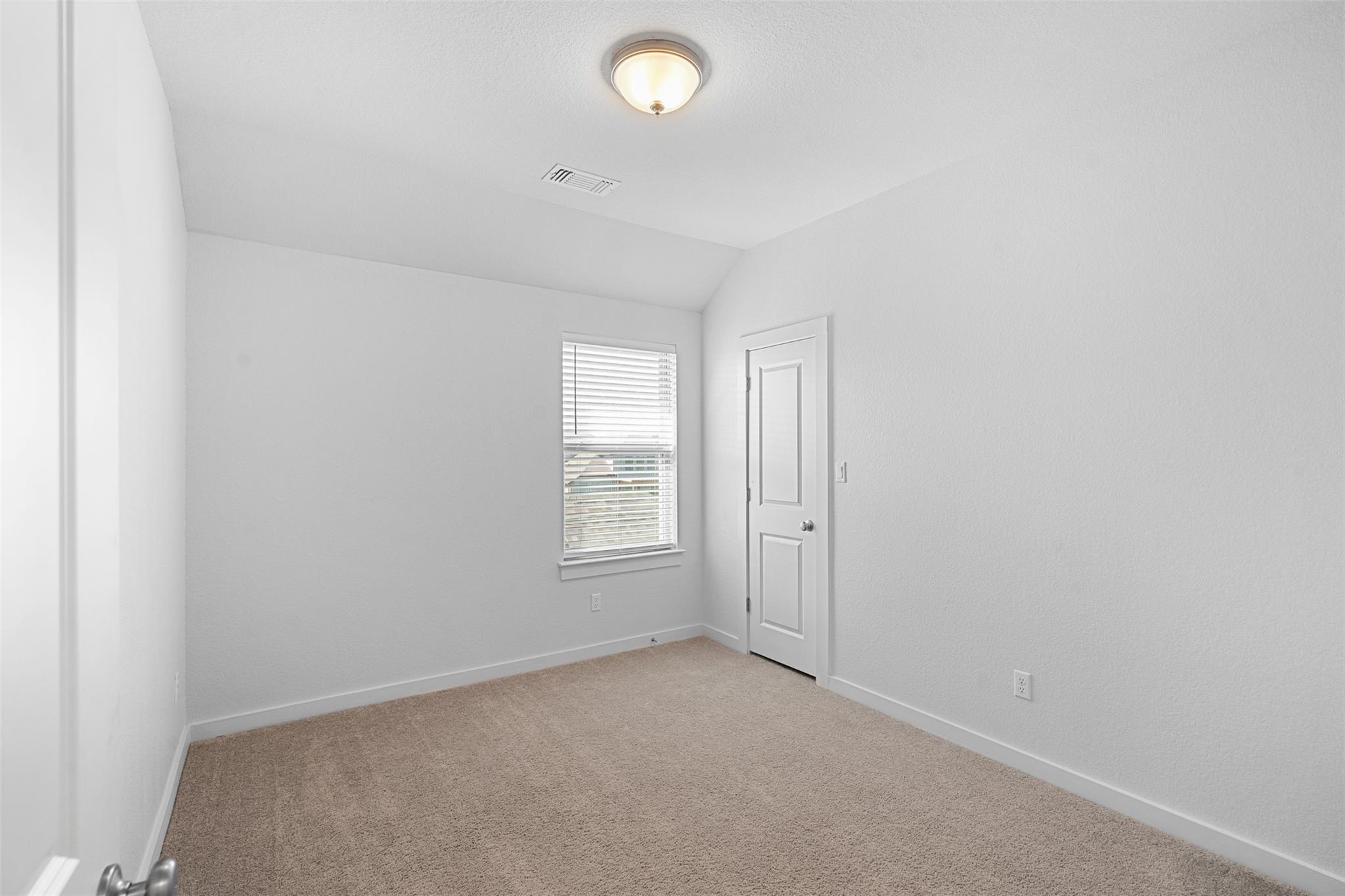 121 Rangel Dr, Liberty Hill, TX 78642