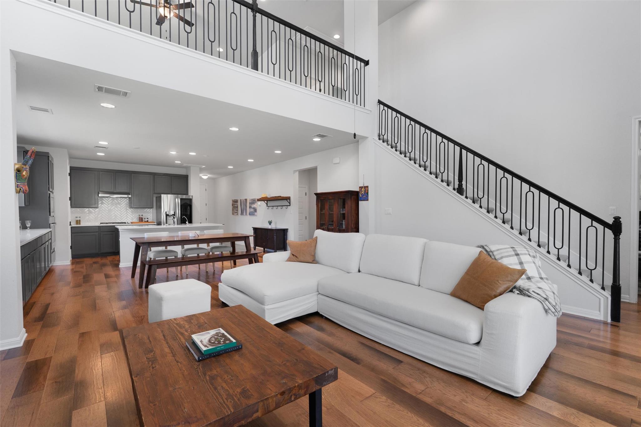 1908 Cabrera Dr, Leander, TX 78641