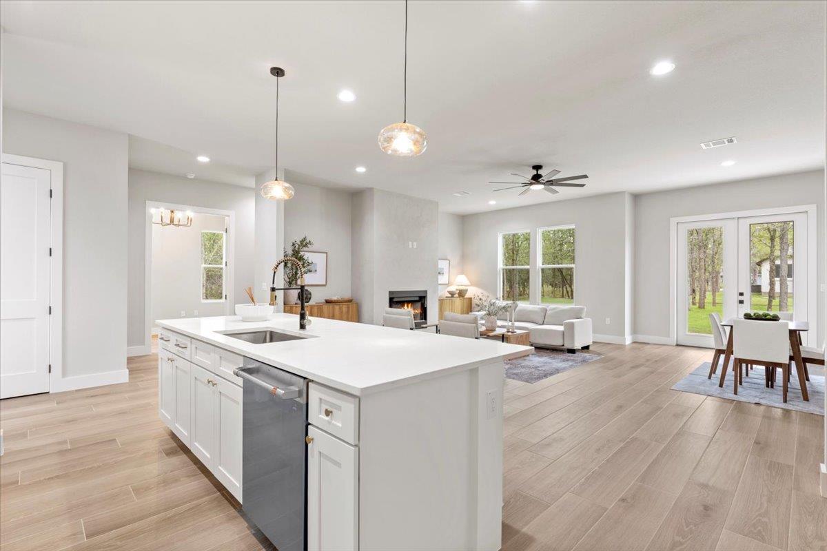 136 E Pauwela Ln, Bastrop, TX 78602