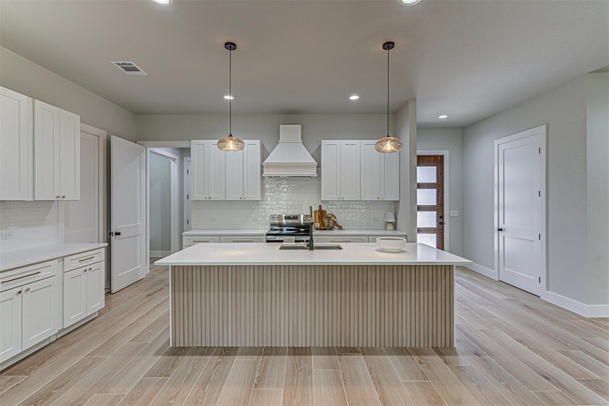 136 E Pauwela Ln, Bastrop, TX 78602