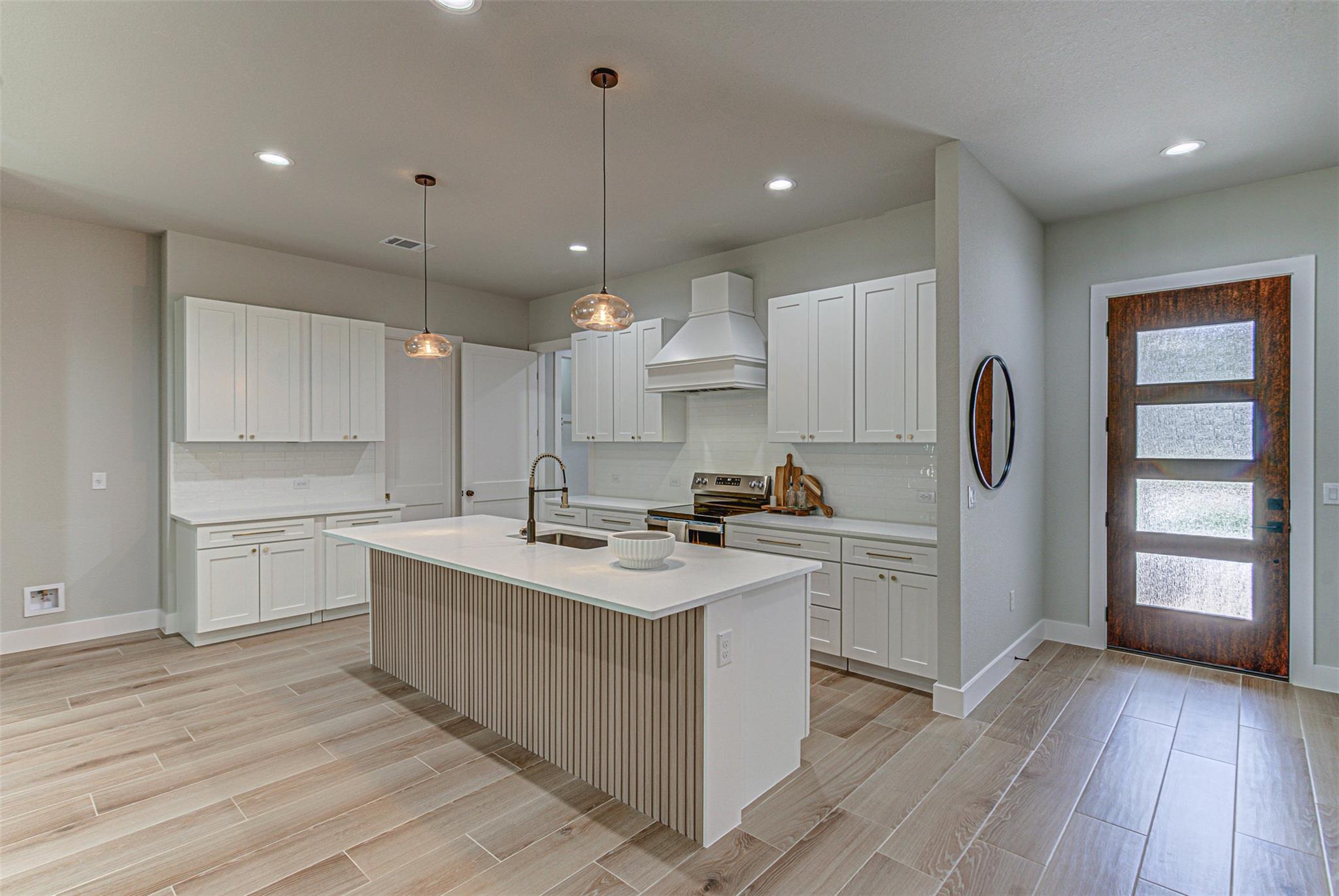 136 E Pauwela Ln, Bastrop, TX 78602