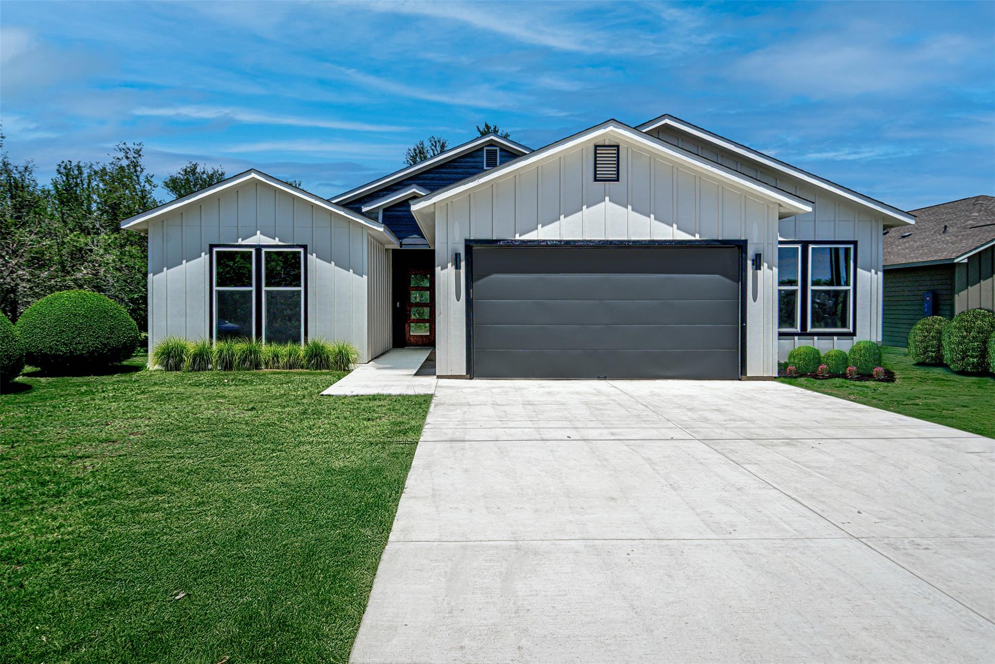 136 E Pauwela Ln, Bastrop, TX 78602