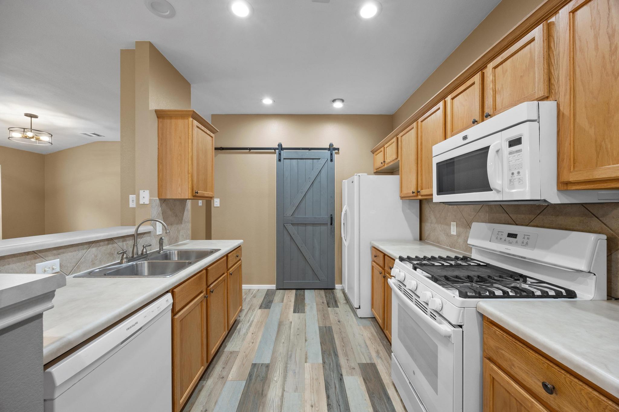 3817 Blue Mountain Path, Round Rock, TX 78681