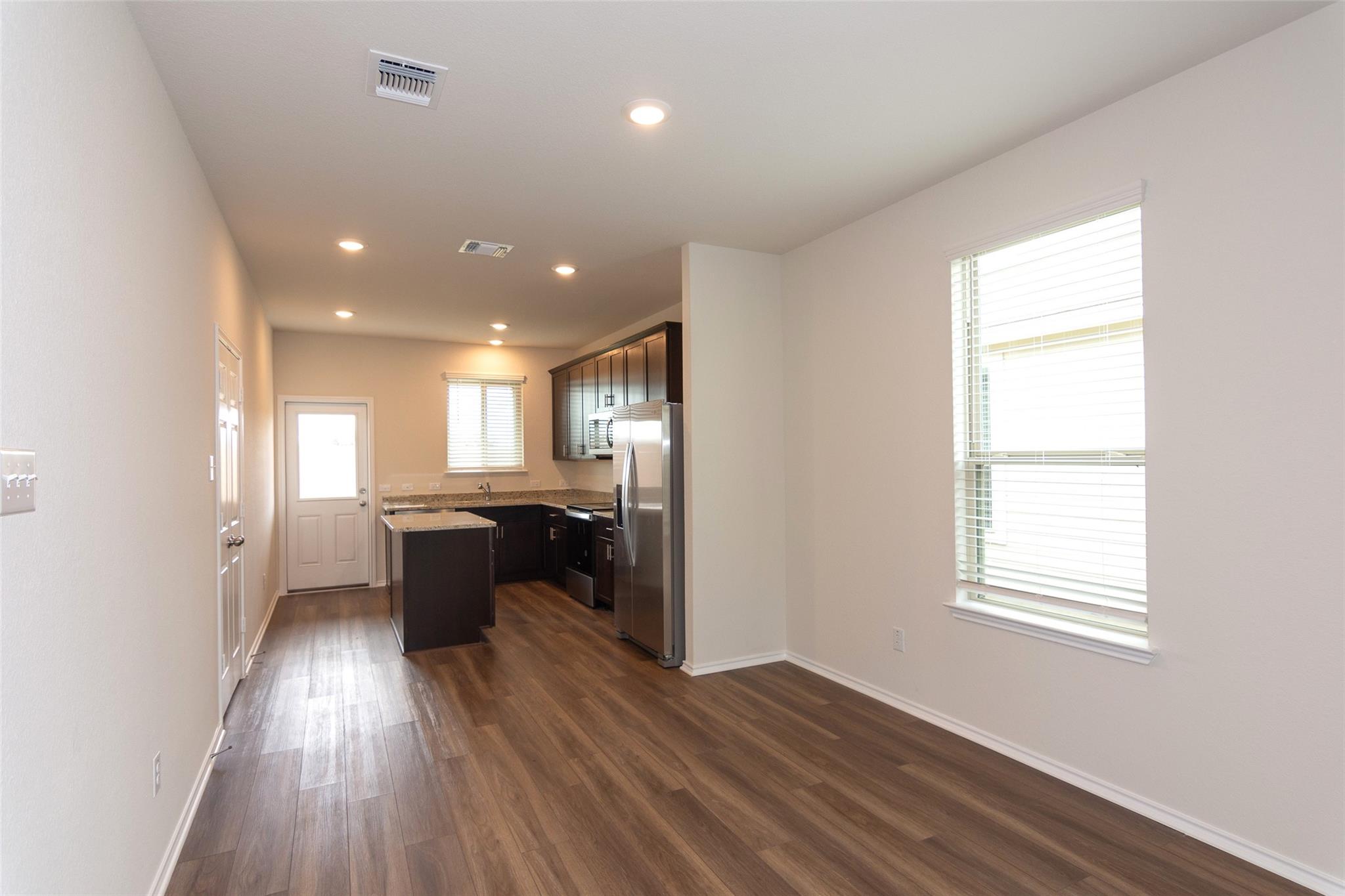 229 The Duke Dr, Jarrell, TX 76537