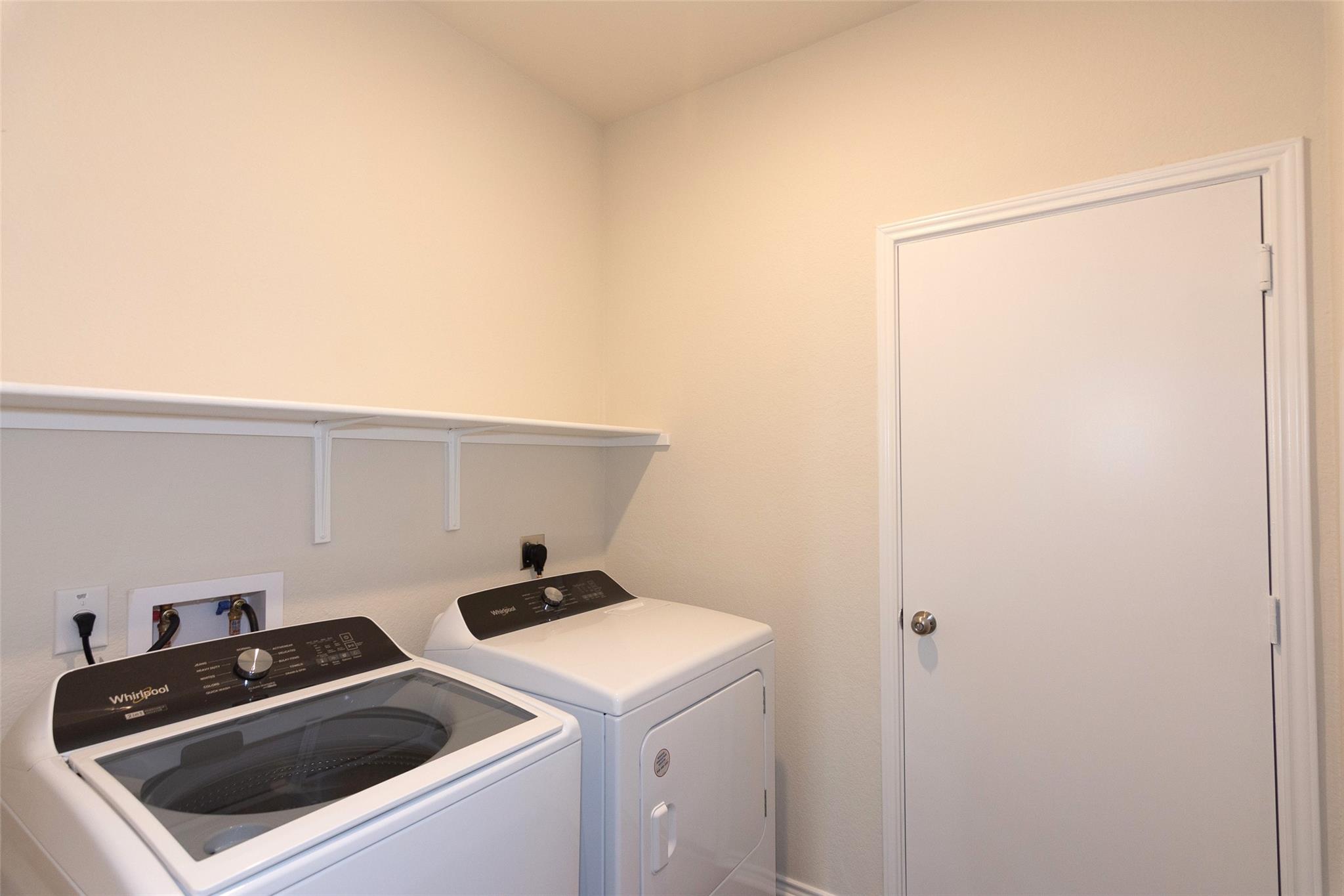 229 The Duke Dr, Jarrell, TX 76537