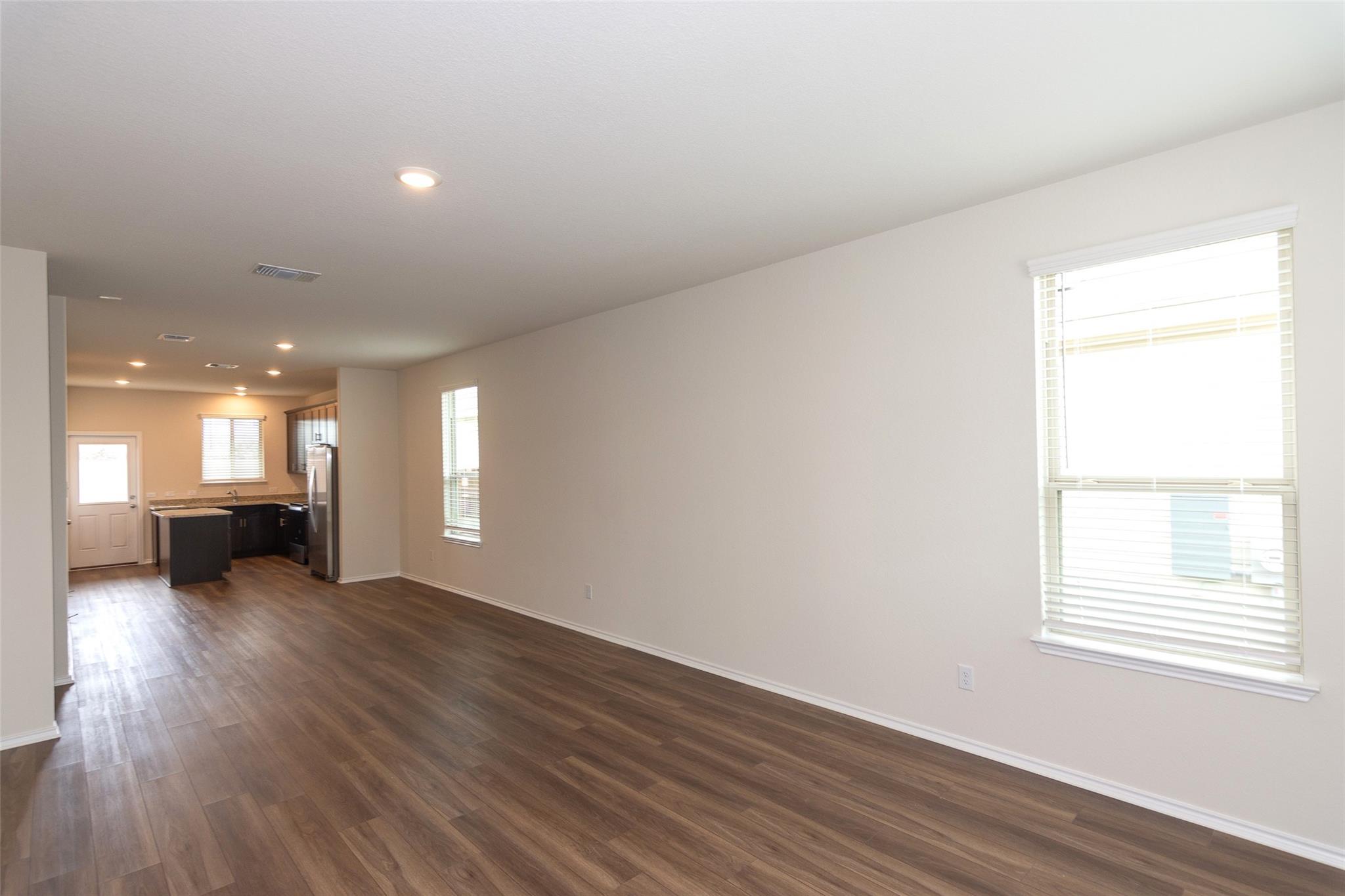 229 The Duke Dr, Jarrell, TX 76537