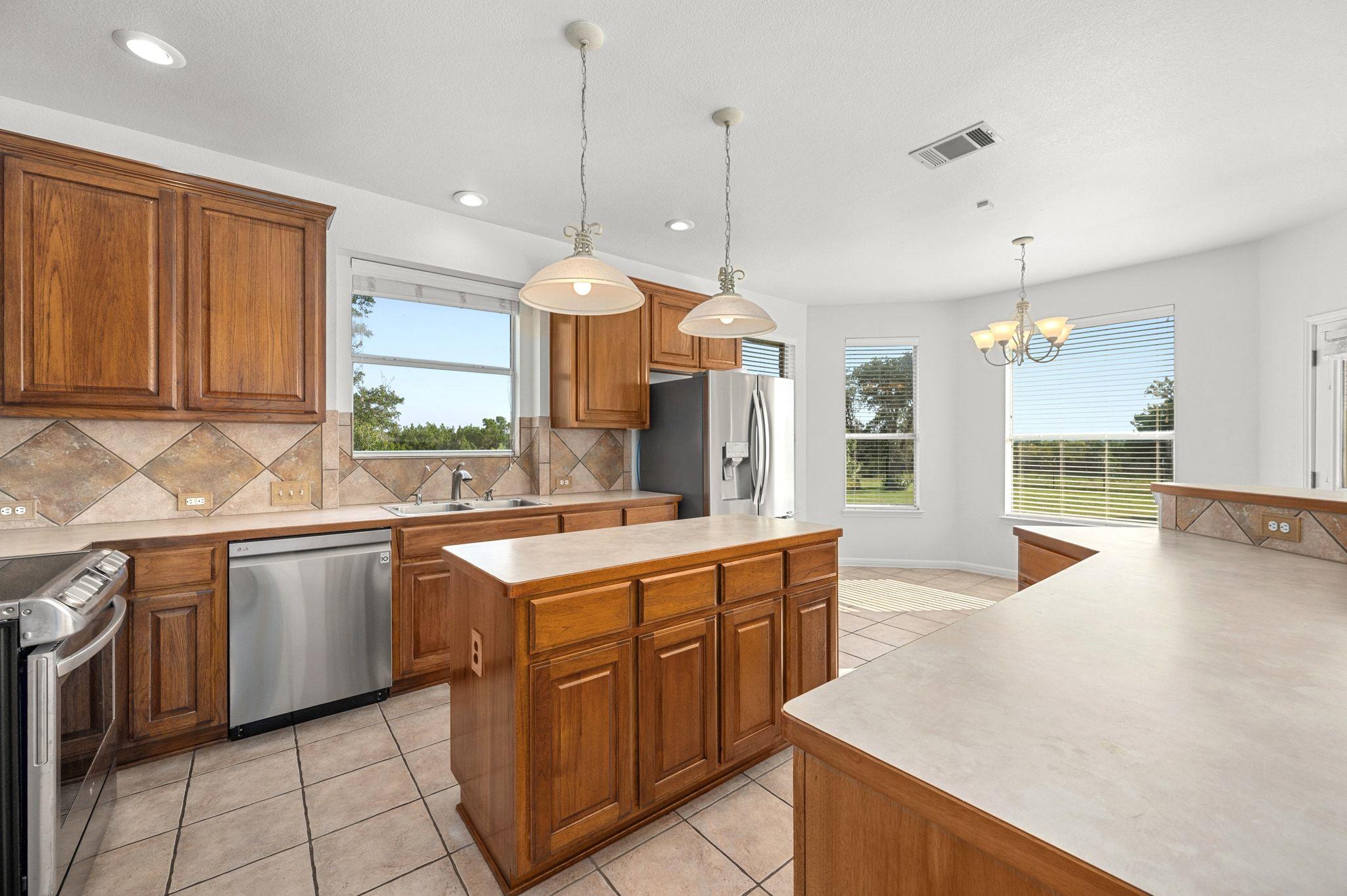 6750 CR 200, Liberty Hill, TX 78642