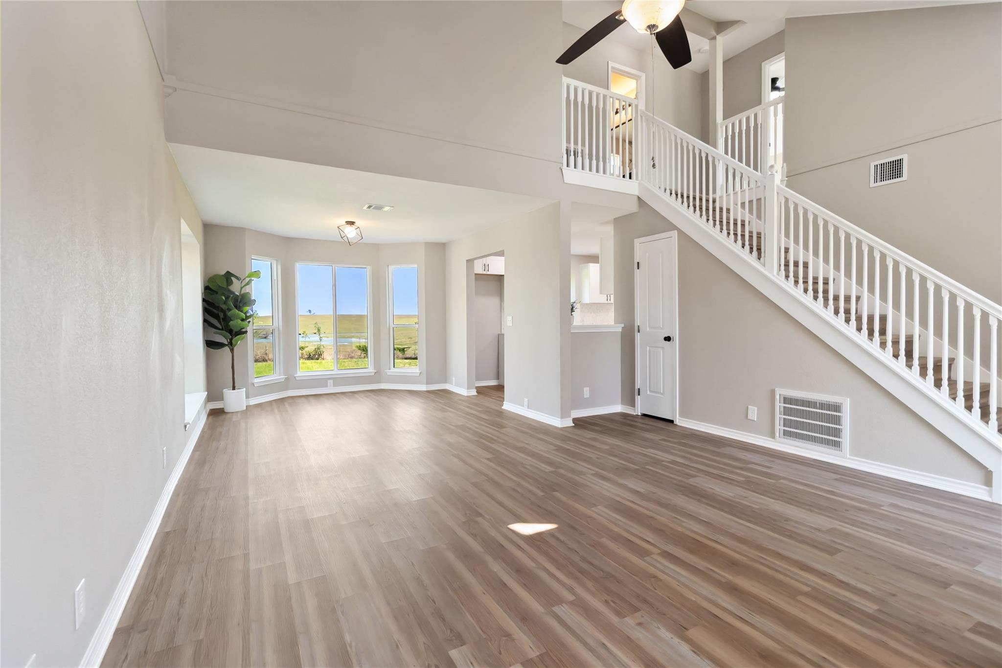 1145 Lago Vista St, San Marcos, TX 78666