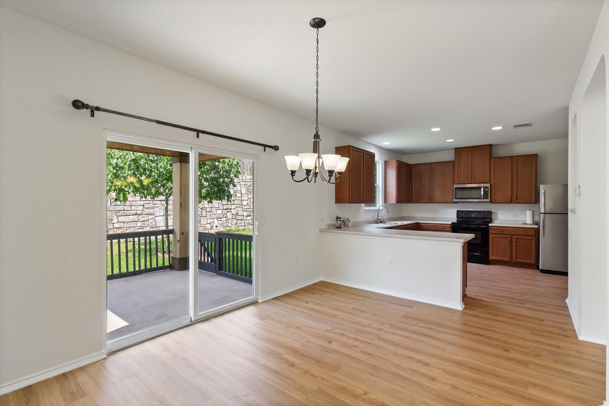 6729 Sunderland Trl, Austin, TX 78747