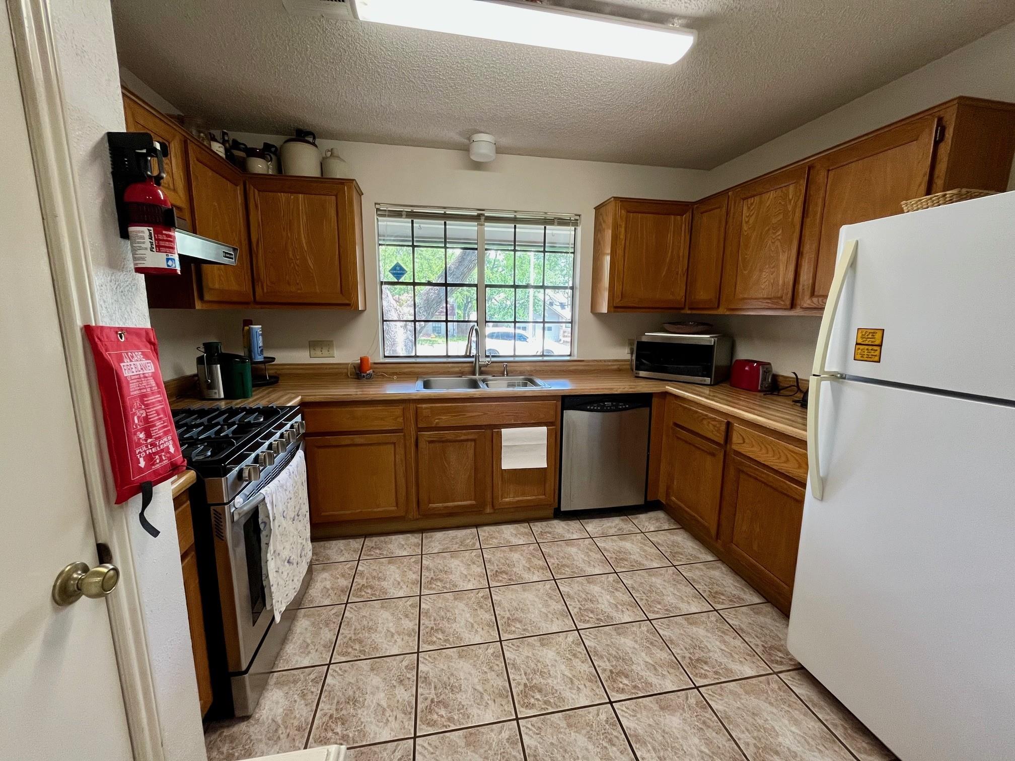 1005 Wessex Way, Austin, TX 78748