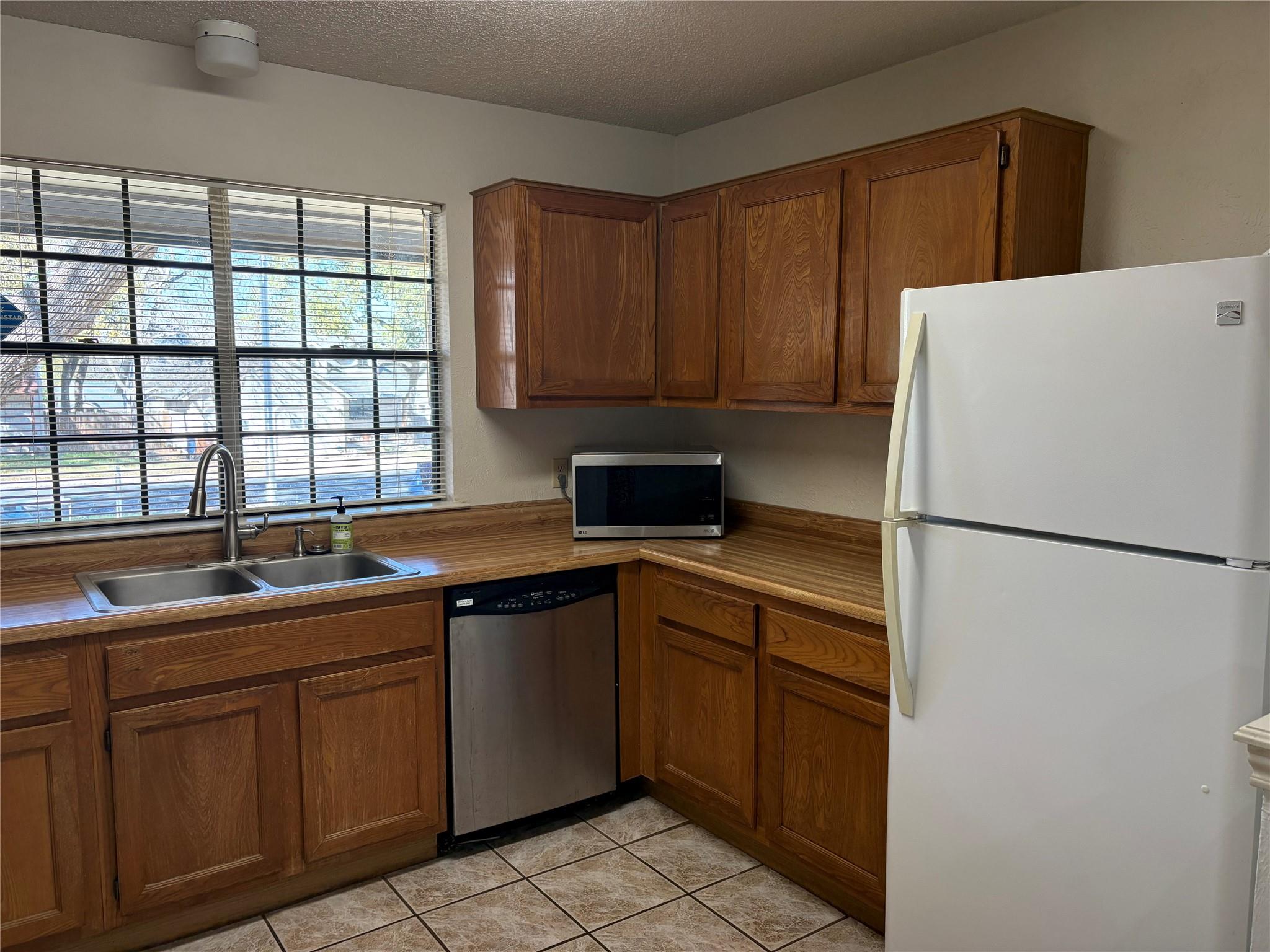 1005 Wessex Way, Austin, TX 78748