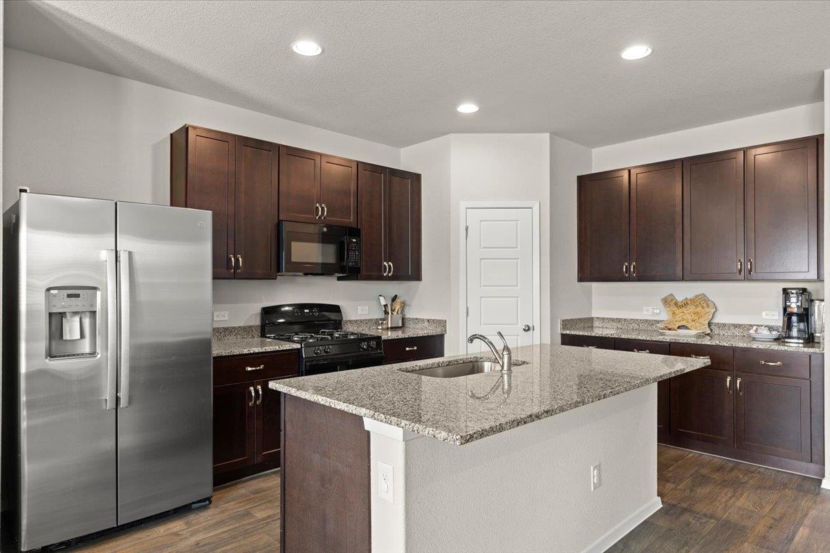 1296 Teychas Dr, Kyle, TX 78640