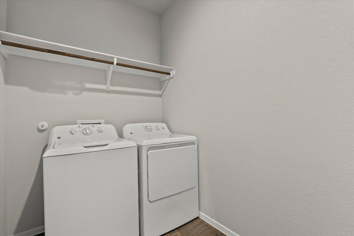 1296 Teychas Dr, Kyle, TX 78640