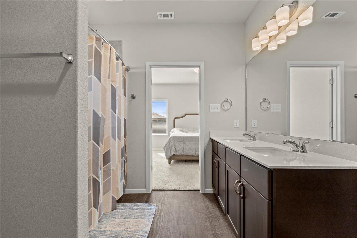 1296 Teychas Dr, Kyle, TX 78640