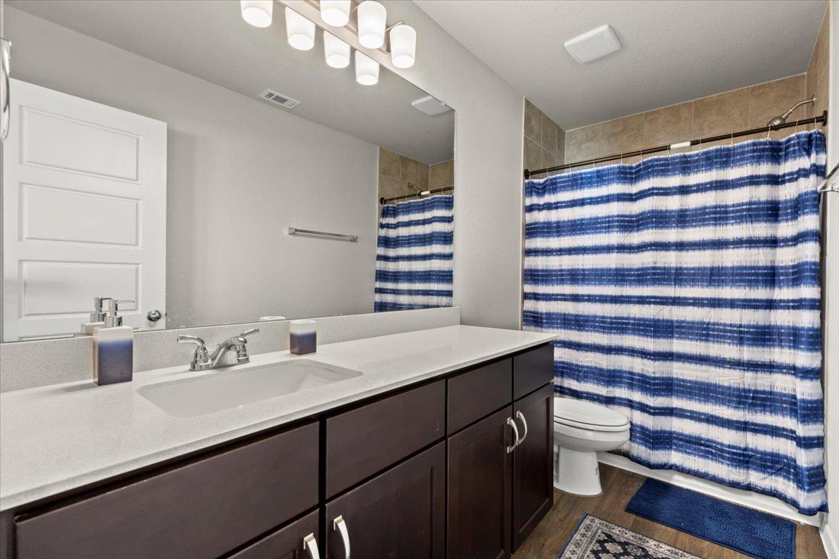 1296 Teychas Dr, Kyle, TX 78640