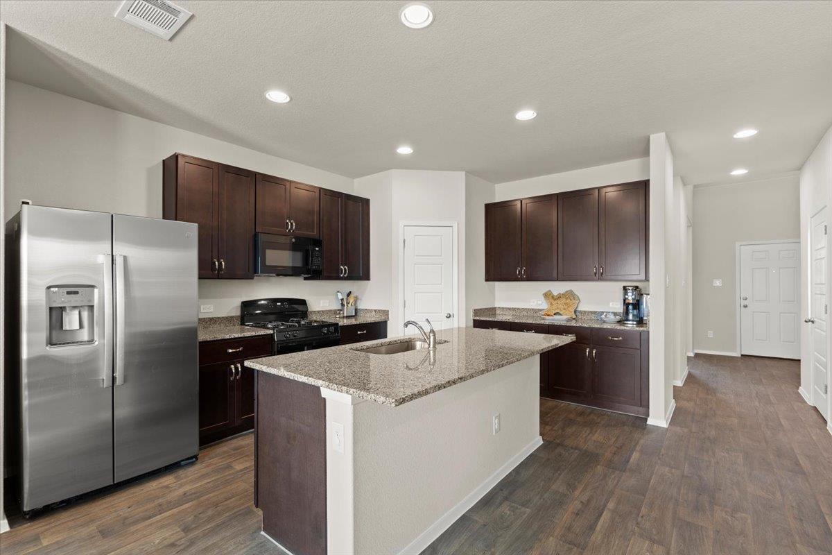 1296 Teychas Dr, Kyle, TX 78640