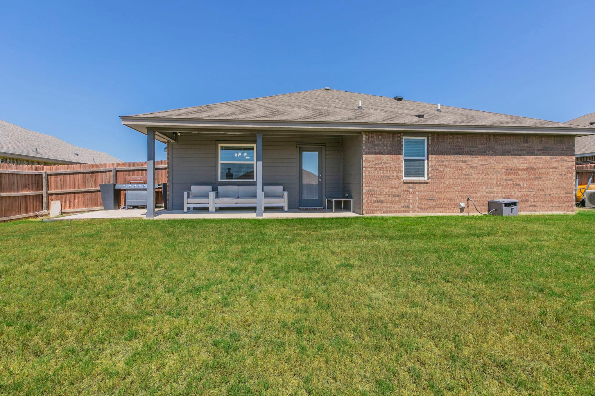 7002 Spirit Of The West Dr, Killeen, TX 76549