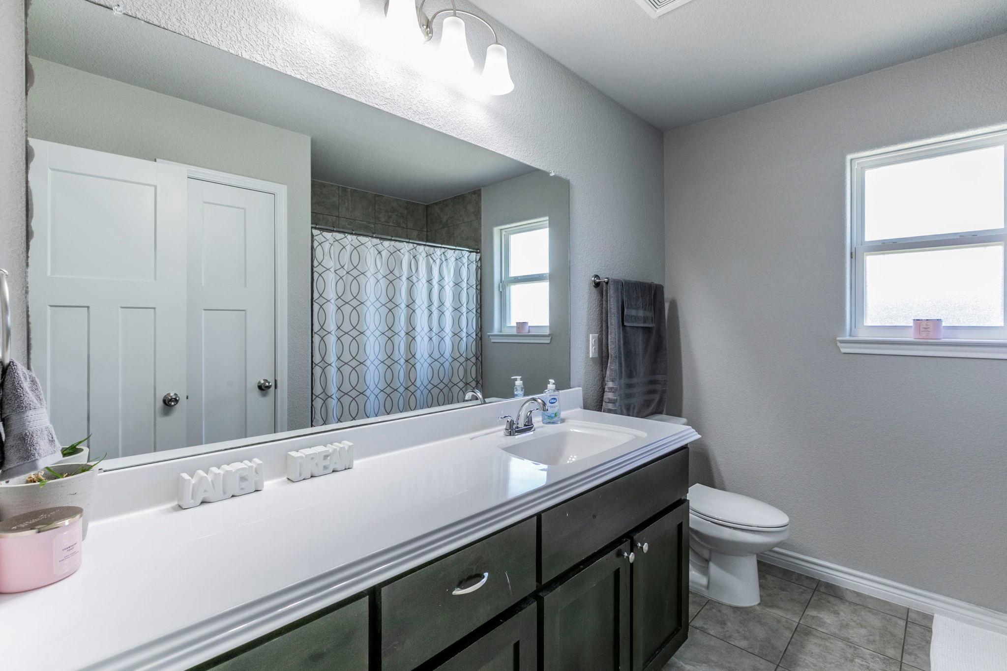7002 Spirit Of The West Dr, Killeen, TX 76549