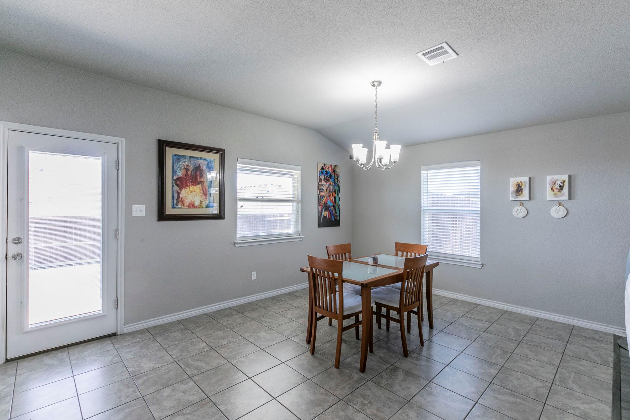 7002 Spirit Of The West Dr, Killeen, TX 76549