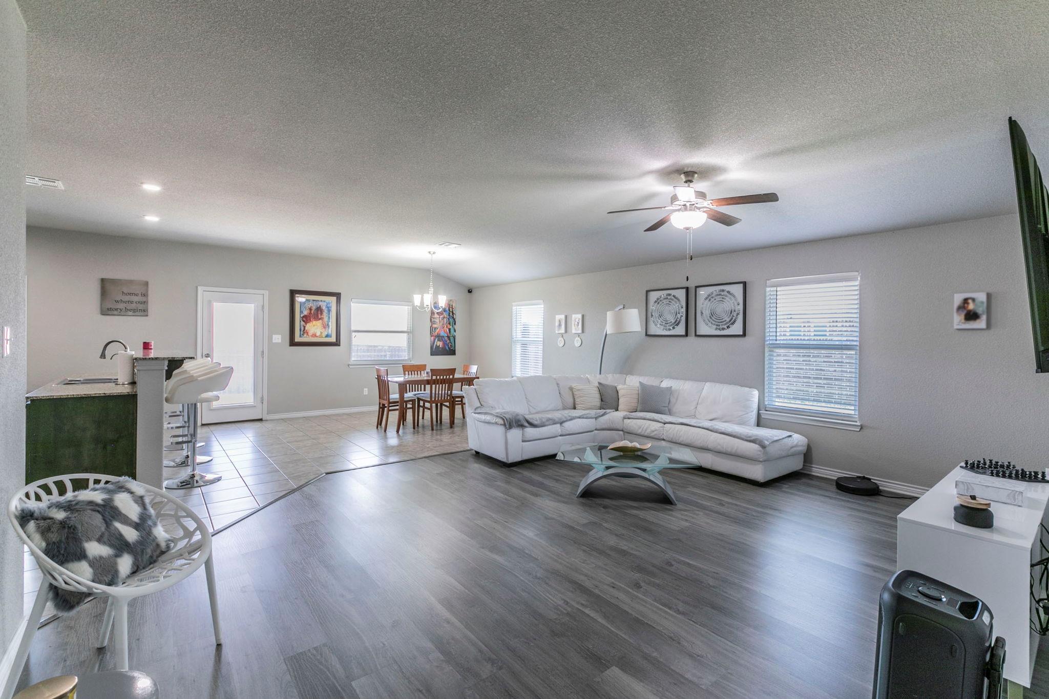 7002 Spirit Of The West Dr, Killeen, TX 76549