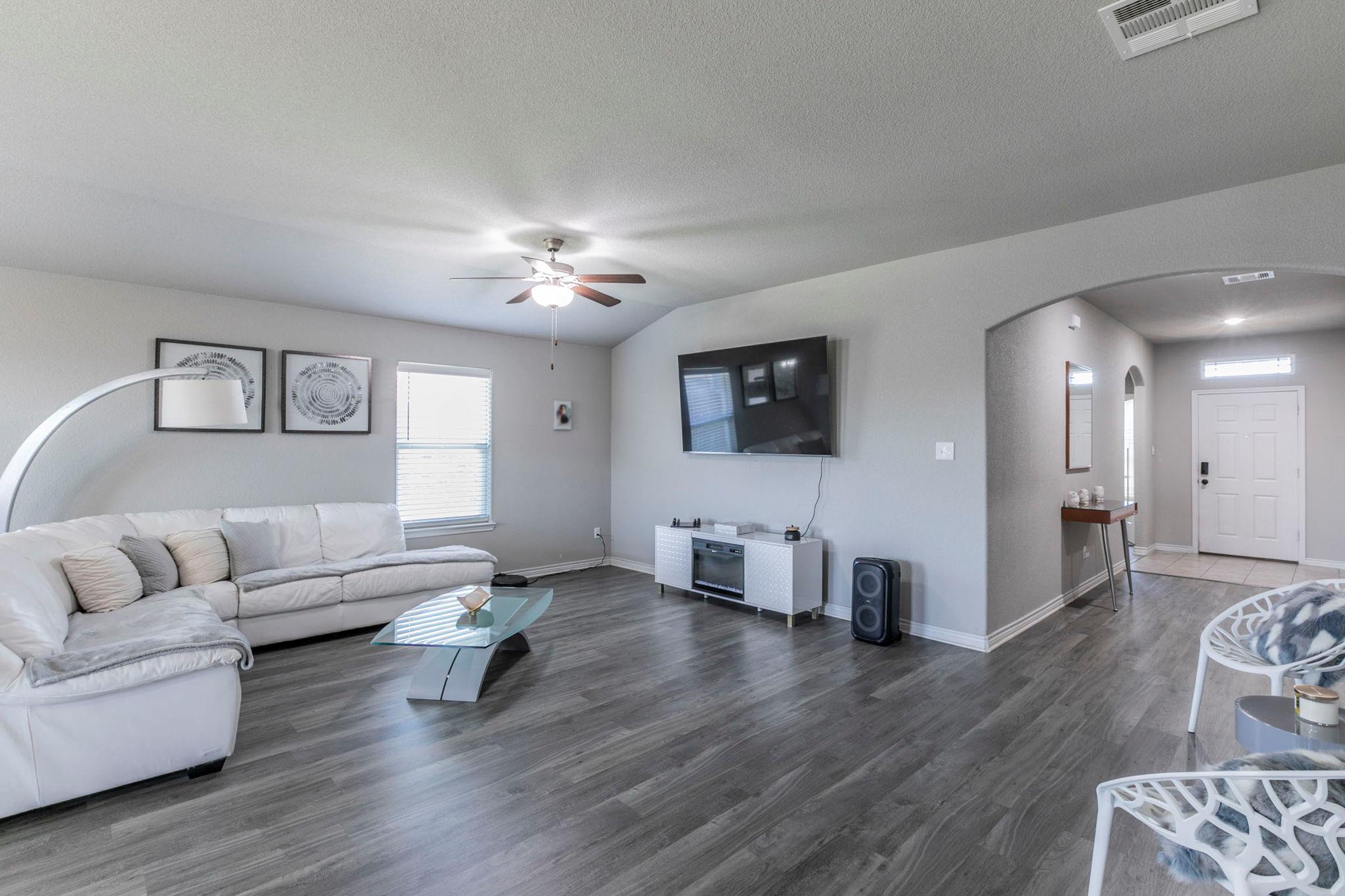 7002 Spirit Of The West Dr, Killeen, TX 76549