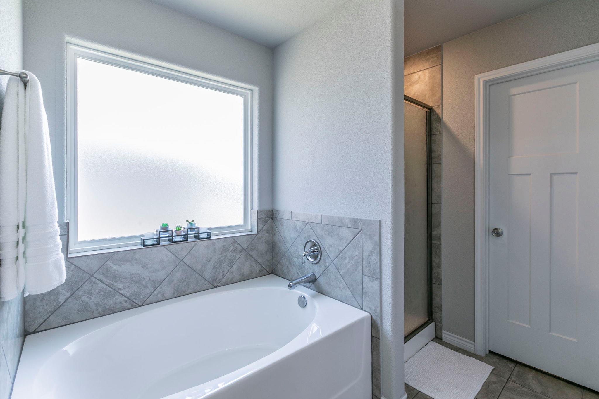 7002 Spirit Of The West Dr, Killeen, TX 76549