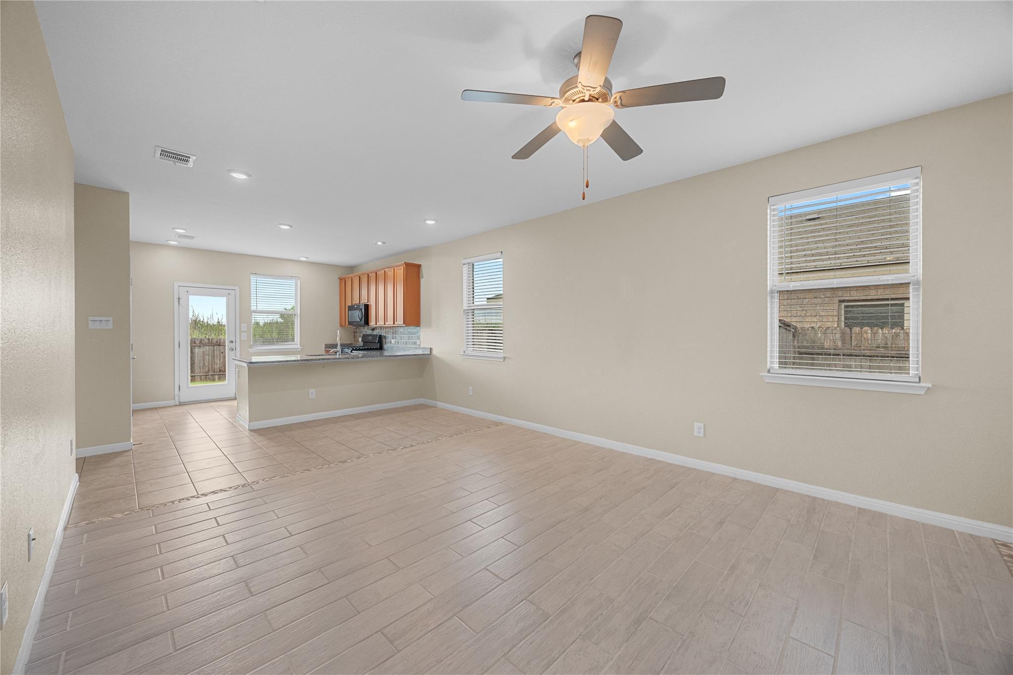 14125 Fallsprings Way, Manor, TX 78653